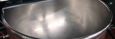 how to clean stainless steel equipment