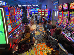 Big crowd checks out new Delta, BC casino - Delta Optimist