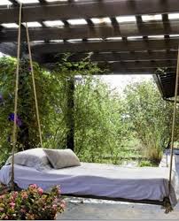 51 Relaxing Outdoor Hanging Beds For