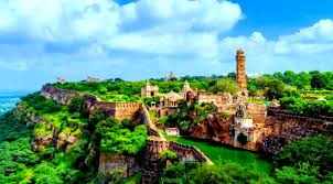 चित्तौड़गढ़ किले में घूमने की संपूर्ण जानकारी - chittorgarh fort history in  hindi - Times Of NS