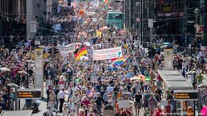 This city measures 891.85 km² 344.34 sqmi <br /> and has the coordinates 52° 31' 0.00 n, 13° 24' 0.00 e. Protests In Germany 45 Officers Injured At Berlin Rally Against Coronavirus Curbs News Dw 02 08 2020