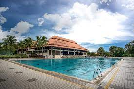 Palm resort golf and country club and ioi palm villa golf & country resort are worth checking out if an activity is on the agenda, while those in the mood for shopping can visit ioi mall kulai and aeon mall. Le Grandeur Palm Resort Johor Pool Pictures Reviews Tripadvisor