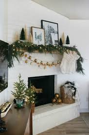 cozy christmas mantel decor ideas