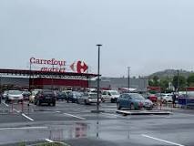 Où est le plus grand Carrefour de France ?