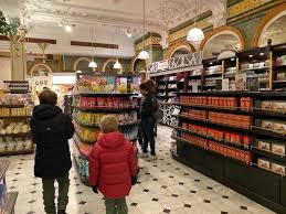 ultimate guide to harrods food hall london