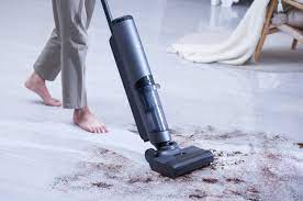 mop vacuum cleaner uses hot water