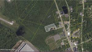 2 2 acres of commercial land