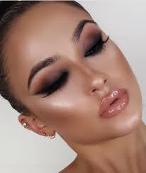 khaleeji look with the right makeup