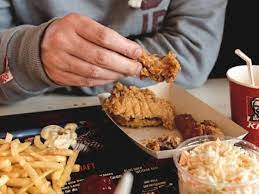 Kentucky Fried Chicken: Frittierte Hähnchen kommen an die Förde: KFC  eröffnet Filiale in Flensburg | s