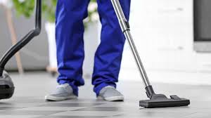 vacuum cleaning cleaning service