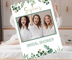 bridal shower ideas etiquette themes