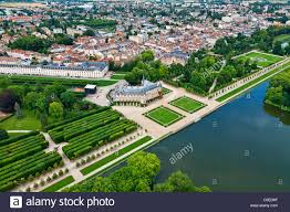 Guests find many of the 21 hotels in rambouillet an attraction in themselves. Europa Frankreich Yvelines Aerial View Von Chateau De Rambouillet Stockfotografie Alamy