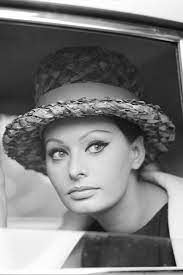 sophia loren s cat eye makeup