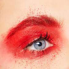 safe eye makeup is your new eyeshadow
