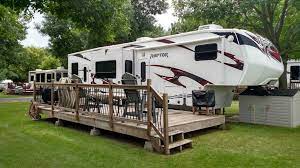 how to build a portable deck for rv in