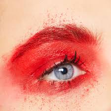 safe eye makeup is your new eyeshadow