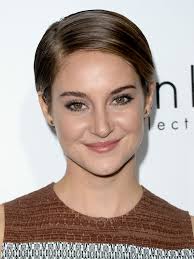 The main source of income: Shailene Woodley Cell Phone Shailene Woodley Divergent