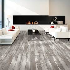 wood plank laminate flooring at lowes