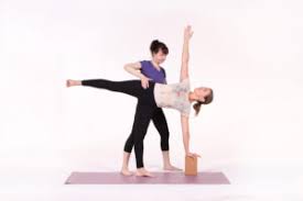 benefits of iyengar yoga iyengar yoga