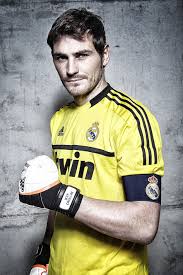 💼 @fundacion.realmadrid ⚽️ former player @realmadrid, @sefutbol & @fcporto 👋🏼 @laliga bit.ly/ikertiktok. Iker Casillas Imdb