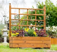Wooden Planter With Trellis Extra
