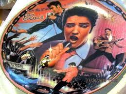 If you love elvis, our collectibles will surely light up your heart the same way elvis lit up the stage. Elvis Presley Musical Collector S Plate In Original Box