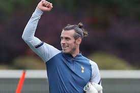 Gareth bale ears surgery : Gareth Bale Pictured Back In Tottenham Training With Potential Debut Identified Daily Star