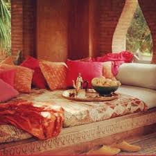Simple, elegant, exotic middle eastern home decor and interiors. Arabian Home Decor Arabian Home Decor1 Housefashions Net Home Design Inspiration ãƒ¢ãƒ­ãƒƒã‚³ã‚¤ãƒ³ãƒ†ãƒªã‚¢ ã‚¤ãƒ³ãƒ†ãƒªã‚¢ ã‚¤ãƒ³ãƒ†ãƒªã‚¢ å®¶å…·