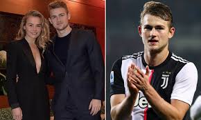 Join the discussion or compare with others! Juventus Turn Down 66m Offer From Barcelona For Matthijs De Ligt As Defender Is Settled In Turin Daily Mail Online