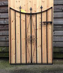 Metal Gates Direct