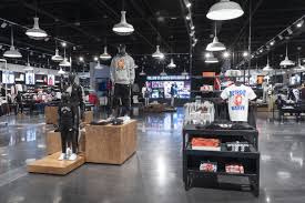 Shop the best brands in sport at champs. Foot Locker Introduces Power Store Model In North America With New Store In Metro Detroit