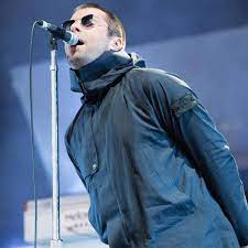 A rare opportunity to acquire the iconic fake london genius parka as worn by liam gallagher at oasis' finsbury park gig on the 7th. Liam Gallagher Vows Parka Look Will Live Forever Celebrities Celebretainment Com