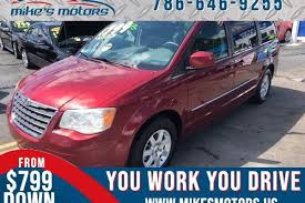 used 2010 chrysler town and country for