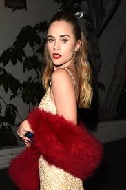 suki waterhouse s dramatic new look vogue