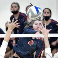 high s volleyball player