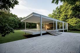 Minimalist Farnsworth House