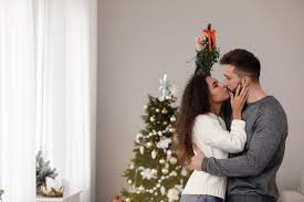 why do we kiss under the mistletoe