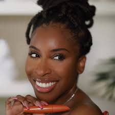 jackie aina shared her makeup tips for