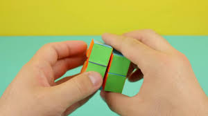 como fazer um cubo infinito de papel