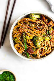 vegetable noodle stir fry eat with