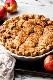 clic apple pie baran bakery