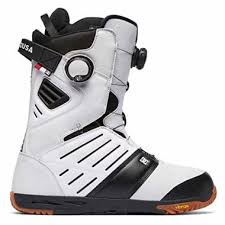 8 Best Snowboard Boots In 2019 Buying Guide Reviews