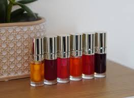clarins lip comfort oil review and