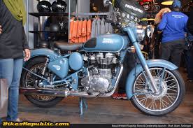 Check mileage, color, specifications & features. 2018 Royal Enfield Flagship Store Malaysia Launch 34 Bikesrepublic