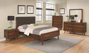 Usually ships within 5 to 7 days. Coaster Furniture Robyn 4 Piece Platform Bedroom Set In Dark Walnut