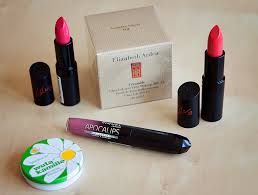 a makeup beauty lipglossiping