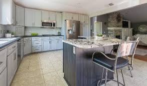 how to clean kitchen cabinets do s