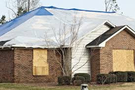 how to tarp a roof the right way and