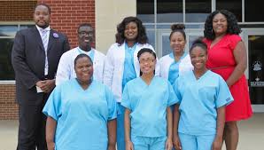 selma students earn cna licenses the