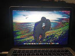 All colours gets messed up when i start my pc but if i immediately restart my pc then the problem is solved no more colour messing. Macbook Pro Weird Screen Colors After Wak Apple Community